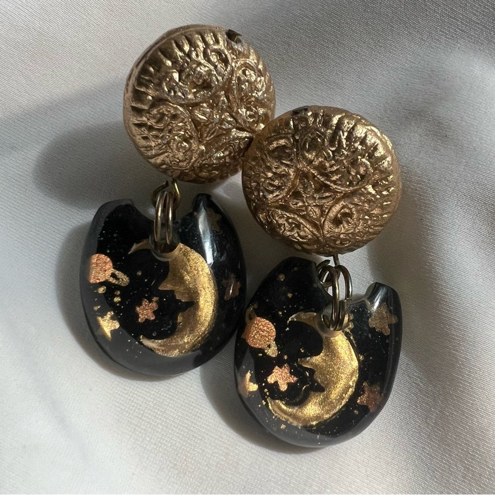 Black Celestial Moon Stars Gold Tone Dangle Costume Fashion Estate Earrings